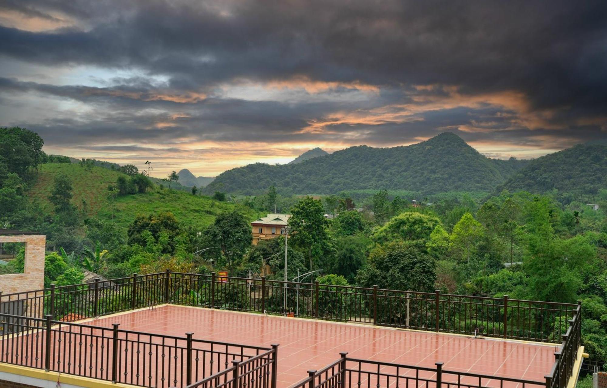 The Loli Hill Homestay 宁平 外观 照片